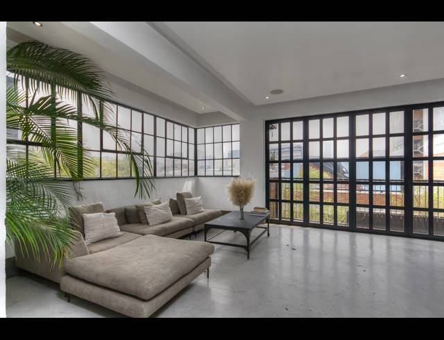2 BEDROOM APARTMENT FOR SALE IN MABONENG